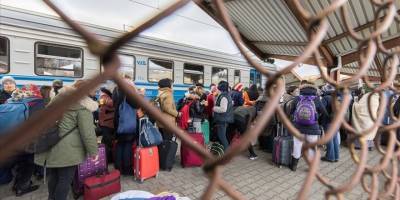 İngiliz Bakan, 1951 tarihli BM Mülteci Sözleşmesi'nin değişmesi gerektiğini savundu
