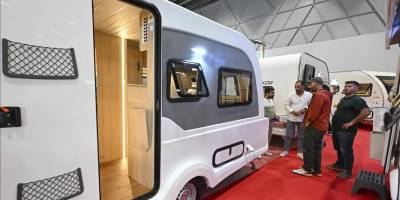 Karavanların ve tekerlekli mobil evlerin fuarı kapılarını açtı