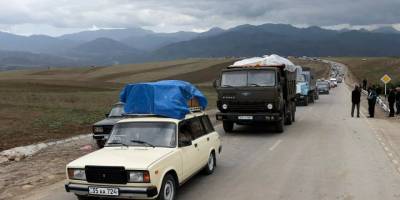 100 binden fazla Ermeni Karabağ'dan Ermenistan'a gitti