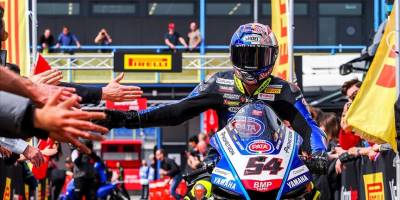 Milli motosikletçi Toprak Razgatlıoğlu, Portekiz'deki ilk yarışta ikinci oldu