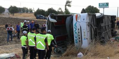 Amasya'daki otobüs kazasında ölen 6 kişiden 4'ünün Amasya Üniversitesi öğrencisi olduğu belirtildi