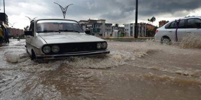 Adana ve Osmaniye'de sağanak etkili oldu