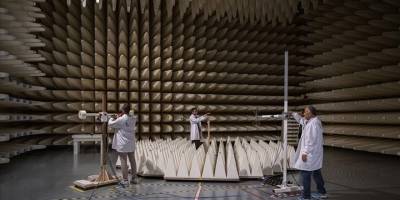 "Cep"te dayanıklılığı ölçen BTK Piyasa Gözetim Laboratuvarı kapılarını AA'ya açtı