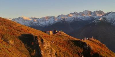 Kaçkar Dağları'nda iki mevsim bir arada yaşanıyor