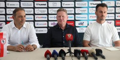 Samsunspor'da teknik direktör Gisdol'un ilk hedefi ideal 11'i oluşturmak