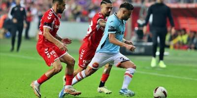 Samsunspor-Başakşehir maçında gol sesi çıkmadı