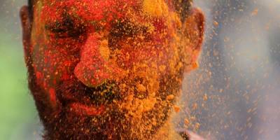 Hindistan'da Holi Festivali kanlı bitti: 41 ölü, 38 yaralı