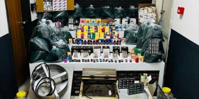 Afyonkarahisar'da kaçak sigara operasyonunda 3 şüpheli yakalandı