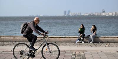 İzmir'de hava sıcaklığı 30,2 dereceyle son 64 yılın en yüksek kasım değerine ulaştı