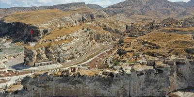 Hasankeyf'teki kazılar Asurlulardan Cumhuriyet dönemine kadar izleri ortaya çıkardı