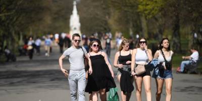 İngiltere'de son 24 saatte 4 bin 40 yeni vaka