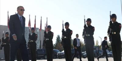 Cumhurbaşkanı Erdoğan, Ekonomik İşbirliği Teşkilatı Zirvesi için Özbekistan'a gitti