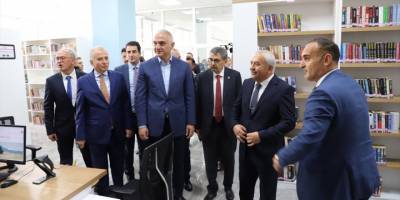 Bakan Ersoy, Denizli 100. Yıl İl Halk Kütüphanesi'nin açılışında konuştu