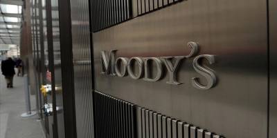 Moody's ABD'nin kredi görünümünü negatife çevirdi