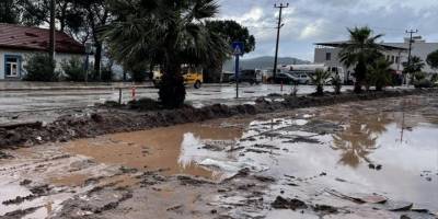 Muğla'da sağanak hayatı olumsuz etkiledi