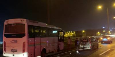 Manisa'da 3 aracın karıştığı kazada 10 kişi yaralandı