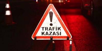 İzmir'de motosikletle hafif ticari aracın karıştığı kazada 1 kişi öldü, 1 kişi yaralandı