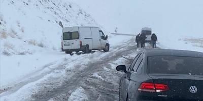 Van, Bitlis ve Muş'un yüksek kesimlerinde kar etkili oldu