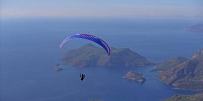 Babadağ'dan 200 bin yamaç paraşütü uçuş hedefi aşıldı