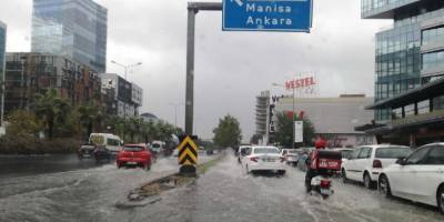 İzmir'de kuvvetli fırtına ve yağış bekleniyor