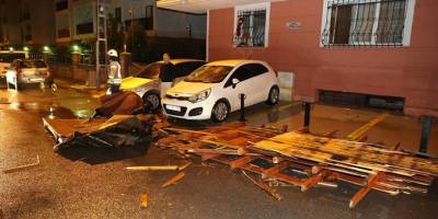 İstanbul'da lodos ve sağanak etkili oluyor
