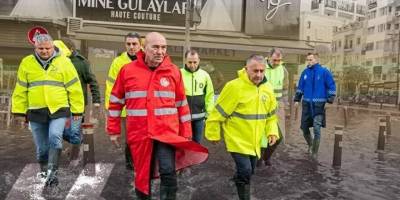 Sular çekildi zarar gün yüzüne çıktı! İklim krizi diyen Soyer’e vatandaş tepkili: Yönetim krizi...
