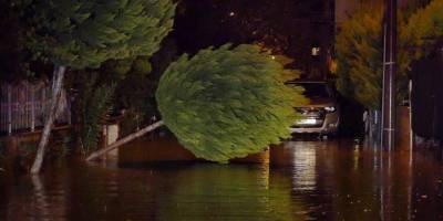 Balıkesir'de sağanak ve lodos su baskınlarına yol açtı