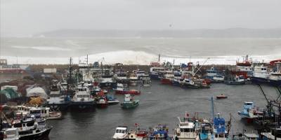 İstanbul Valiliği: 469 su baskını, 40 çatı uçması da dahil olmak üzere toplam 669 olay meydana gelmiştir