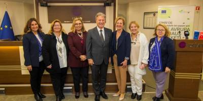 AB'nin sürdürülebilir yaşam hedefi kapsamında İzmir'deki çalışmalar masaya yatırıldı