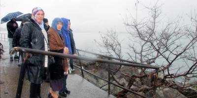 Zonguldak'ta batan geminin kayıp 7 personelinin yakınları bekleyişlerini sürdürüyor