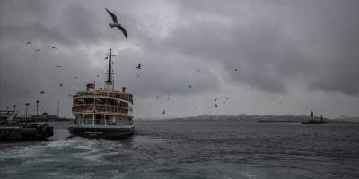 İstanbul'da deniz ulaşımına hava muhalefeti engeli