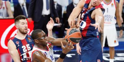 Saski Baskonia: 101 - Anadolu Efes: 111