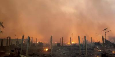 Bangladeş'teki Kutupalong Mülteci Kampı'nda yangın: 3 ölü