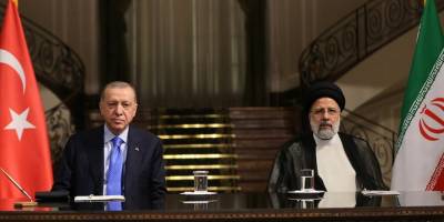 Cumhurbaşkanı Erdoğan, İran Cumhurbaşkanı Reisi ile telefonda görüştü