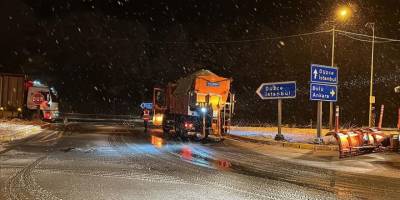 Bolu'da kar yağışı etkili oluyor