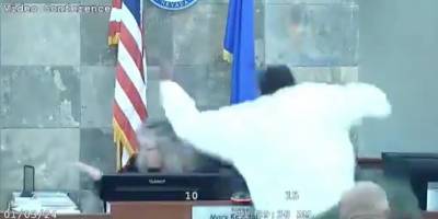 ABD'de hakime saldırdığı görüntüler viral olan sanık 4 yıla mahkum edildi