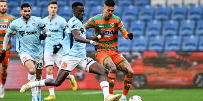 Başakşehir yenilmezlik serisini 6 maça yükseltti