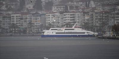 İzmir'de vapur seferleri yeniden başladı
