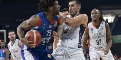 Anadolu Efes: 87 - Çağdaş Bodrumspor: 79