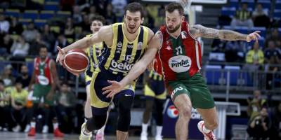 Fenerbahçe Beko: 93 - Pınar Karşıyaka: 63
