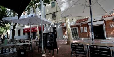 İspanya'da sıcaklık rekorlarının kırıldığı ocak ayında termometreler 27 dereceyi gösterdi