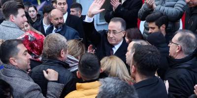 İYİ Parti ABB Başkan adayı Yıldırım, partisinin il başkanlığında konuştu