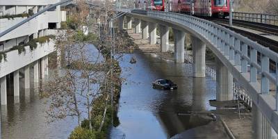 ABD'nin California eyaletinde sel alarmı verildi, acil durum ilan edildi