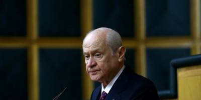 Bahçeli: MHP, 103 emekli amiralin ortak imzalı bildirisini nefretle lanetlemektedir