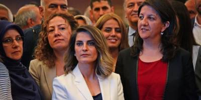 Başak Demirtaş adaylıktan vazgeçtiğini duyurdu