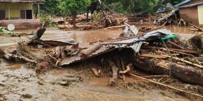 Endonezya'da sel felaketi: 44 ölü