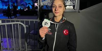 Avrupa Halter Şampiyonası'nda gümüş madalya kazanan Duygu Alıcı, duygularını anlattı