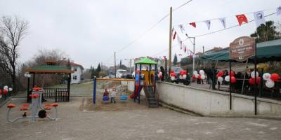 Denizli'de bir hayırsever eşinin vasiyeti üzerine park yaptırdı