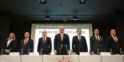 Kültür ve Turizm Bakanı Ersoy, Didim'de turizm temsilcileriyle buluştu