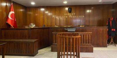 İzmir'de ölü bulunan 5 yaşındaki Eymen'in annesi ile sevgilisinin "müstehcen yayın" davası sürüyor
